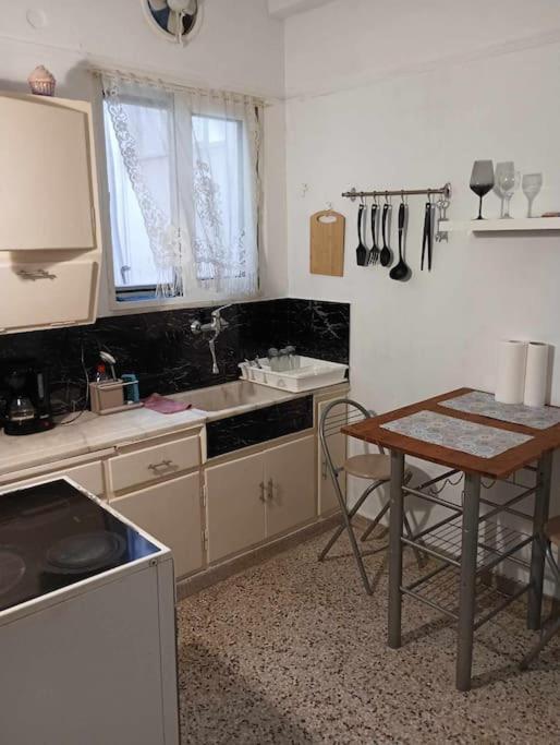 Appartement Marina Zea 比雷埃夫斯 外观 照片