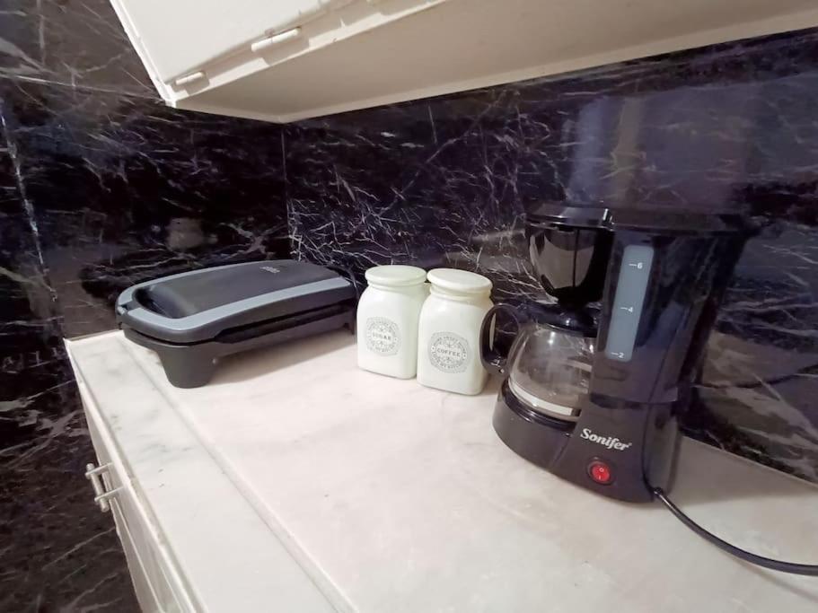 Appartement Marina Zea 比雷埃夫斯 外观 照片